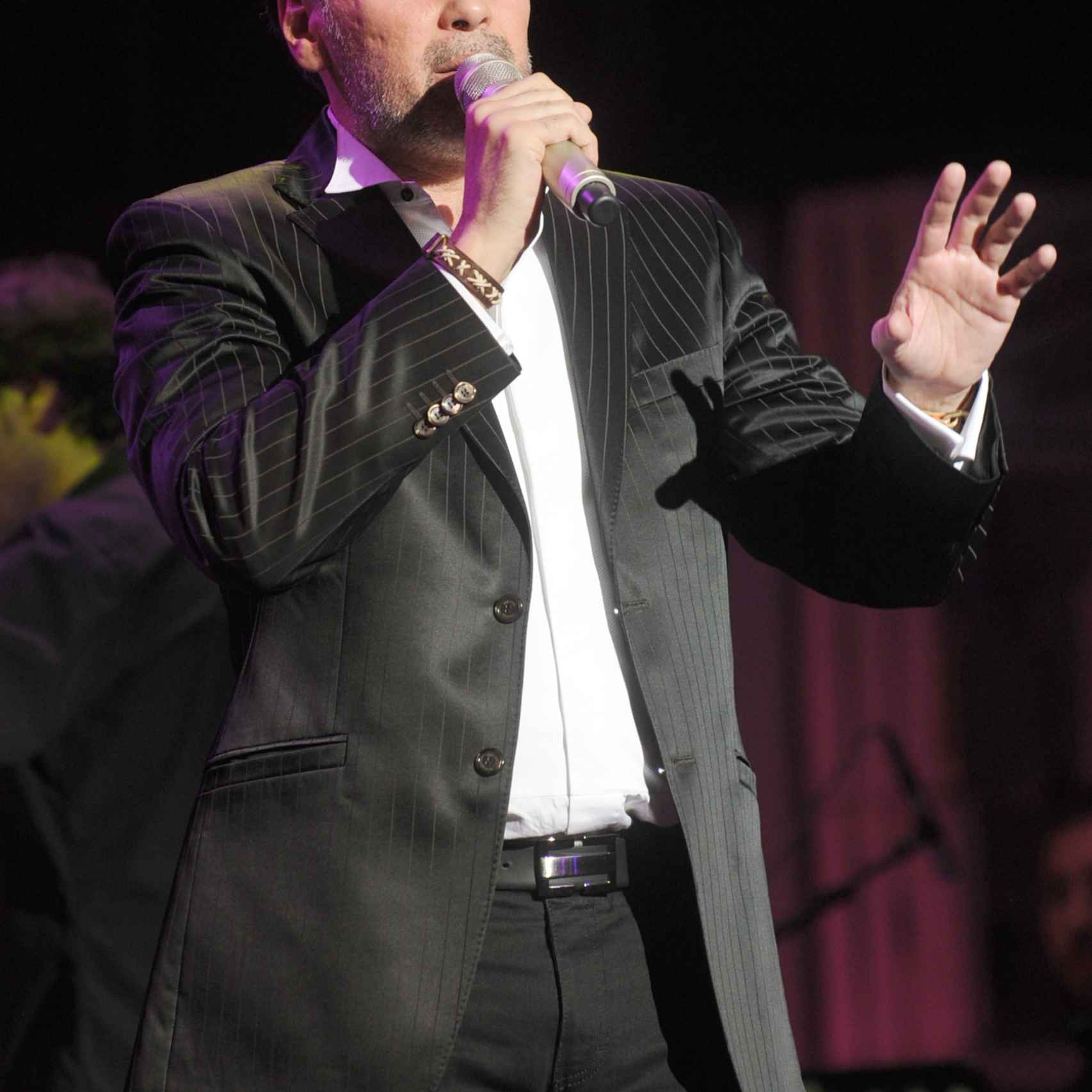 Juan Losada durante un concierto