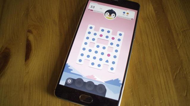 Dots & Co, un excelente juego de puzzles con puntitos de colores