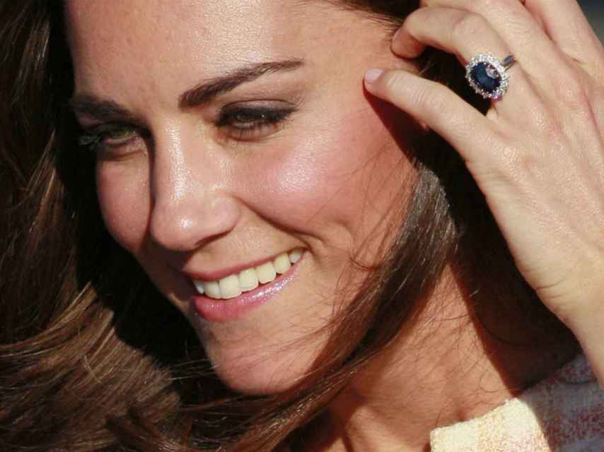 Kate Middleton con su anillo