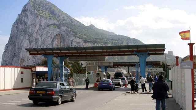 Frontera entre España y Gibraltar/ Wikimedia Commons