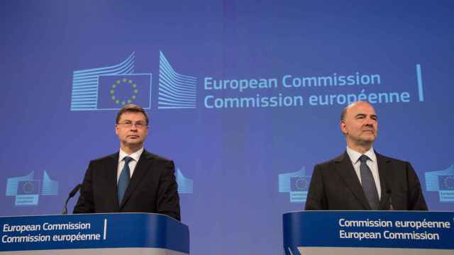 Los comisarios Dombrovskis y Moscovici, en una reciente rueda de prensa