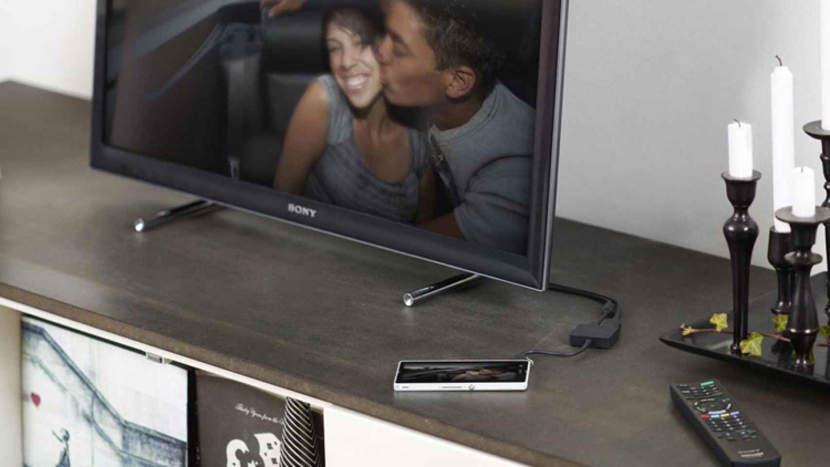 Выведи на телевизор игру. Sony im750. DLNA LG Smart TV. DEXP 24 дюйма телевизор Smart TV. Телевизор через смартфон.