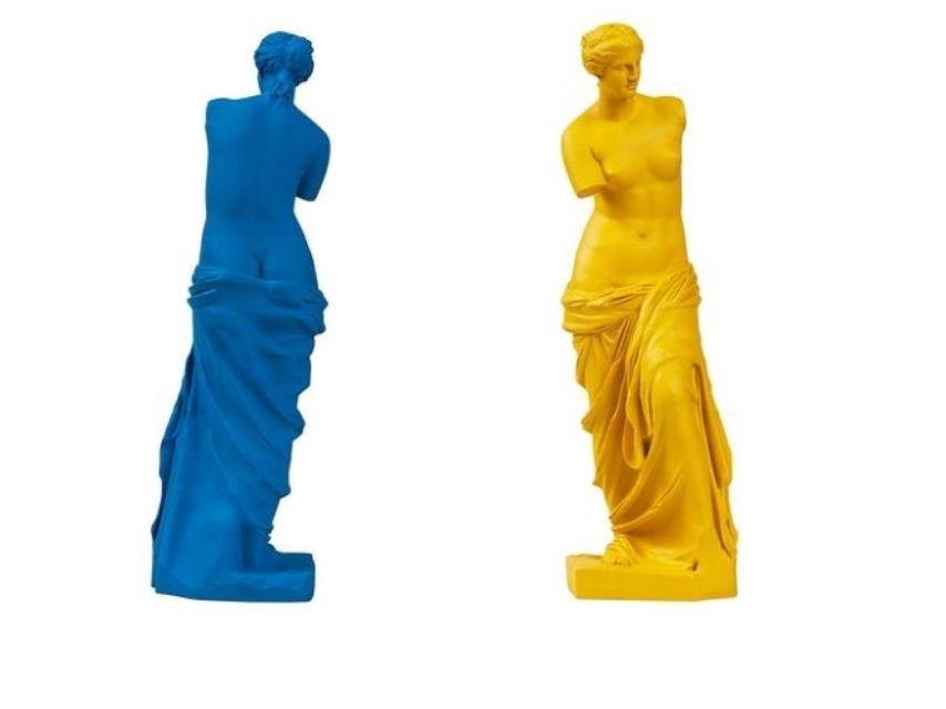 Por 169 euros cada una, la Venus de Milo discotequera.