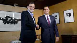 Mariano Rajoy y Albert Rivera durante su reunión en el Congreso.