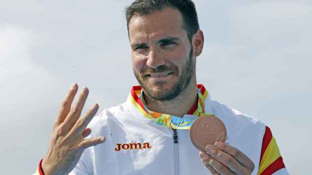 Saúl Craviotto celebra su cuarta medalla en unos Juegos Olímpicos.