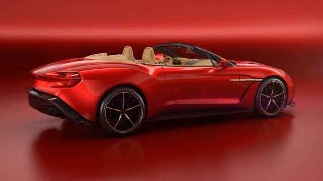Máxima elegancia a cielo abierto con el Aston Martin Vanquish Zagato Volante