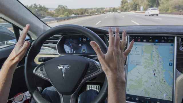 Tesla vetará a los malos conductores de poder usar el Autopilot