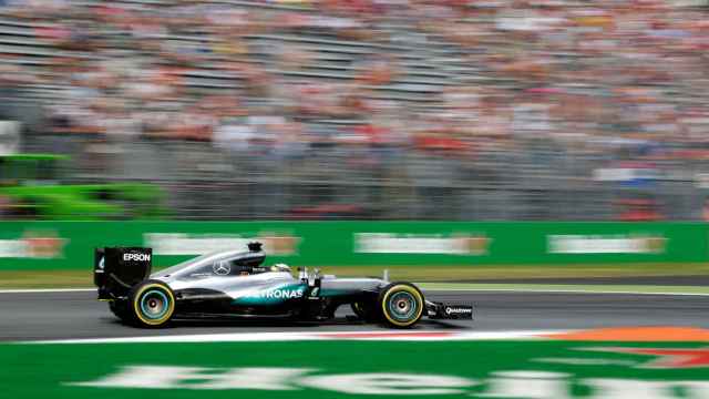 Lewis Hamilton durante la clasificación.