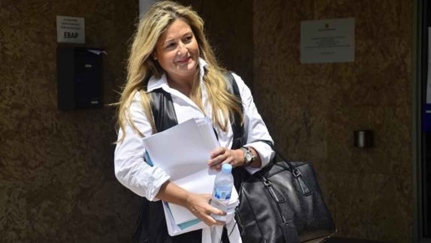 Virgina López Negrete saliendo del juzgado por el Caso Nóos.