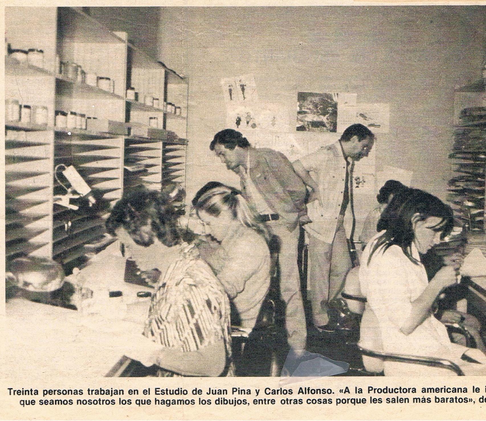 Recorte de periódico de los estudios de animación de Carlos Alfonso.