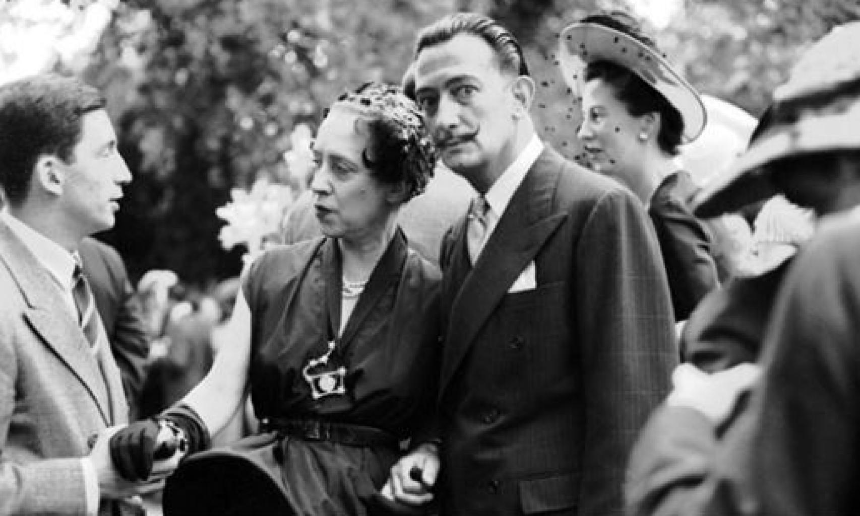 Gala junto a Dalí.