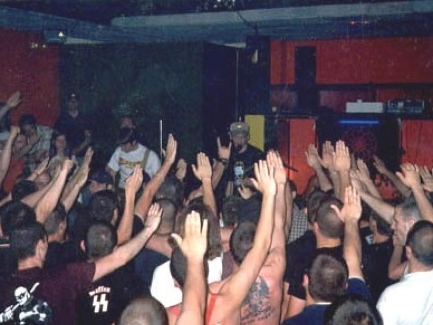 40 años de punk y esvásticas: una historia de transgresión y neonazismo