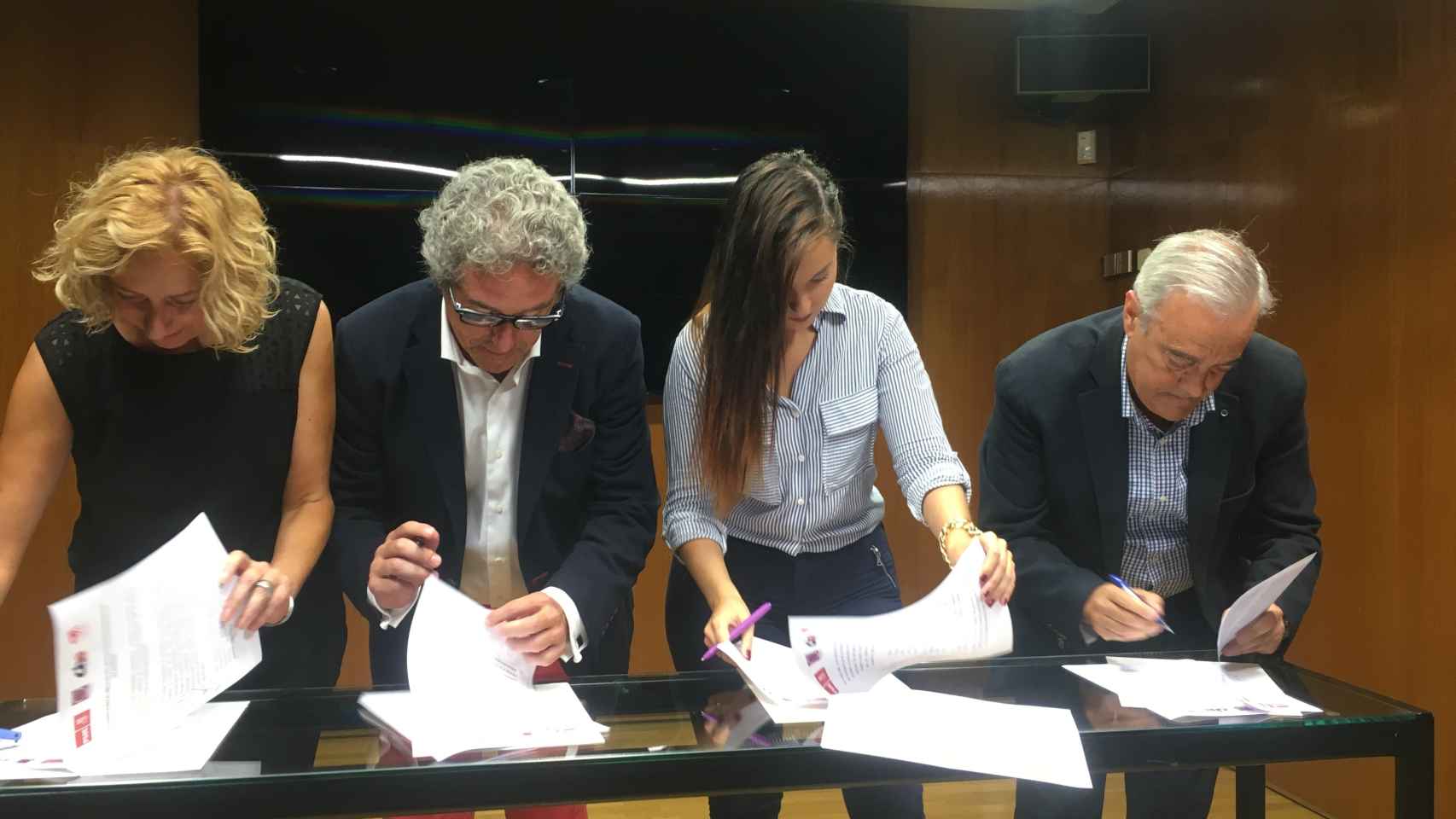 Los cuatro portavoces:  Patricia Luquin (IU), Gregorio Briz (CHA), Maru Díaz (Podemos) y Javier Sada (PSOE).