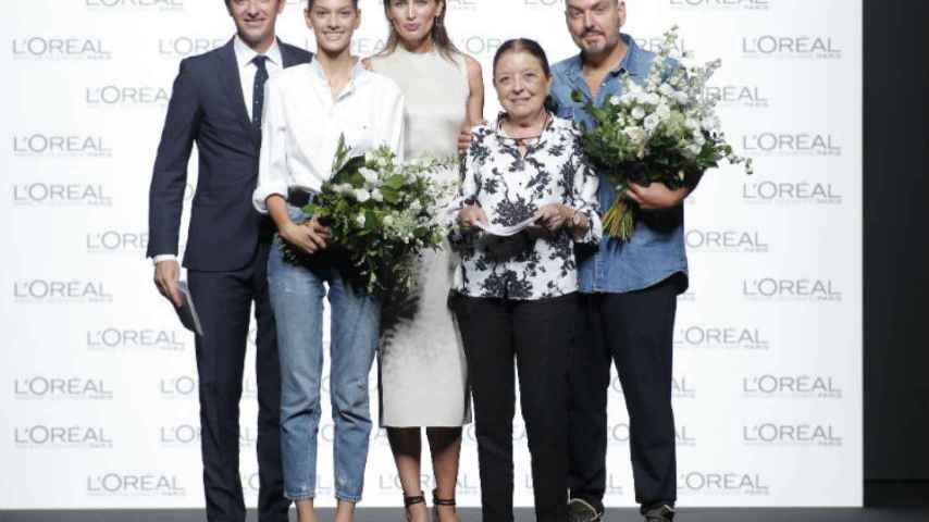 Juan Duyos gana el Premio L'Oréal  a la mejor colección de la 64ª edición