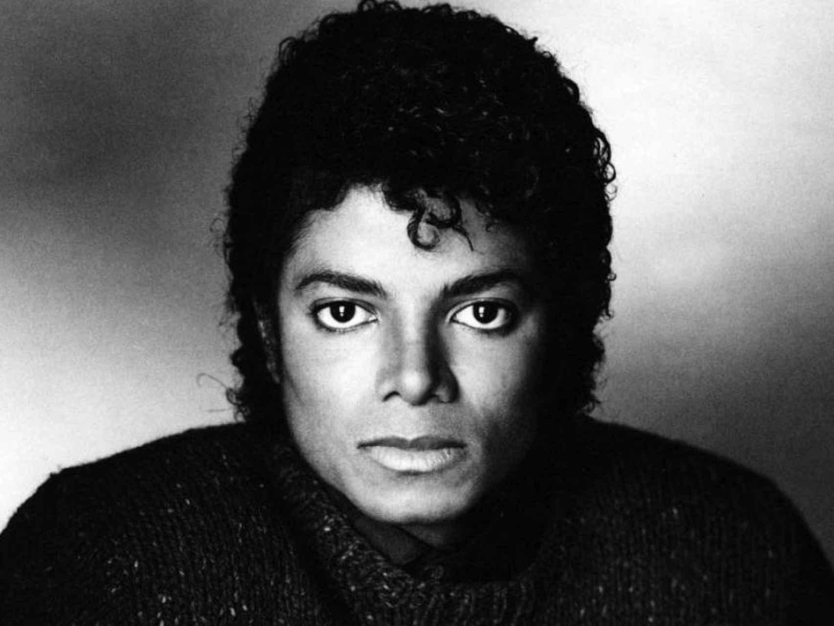 Michael Jackson, conocido como el Rey del Pop.