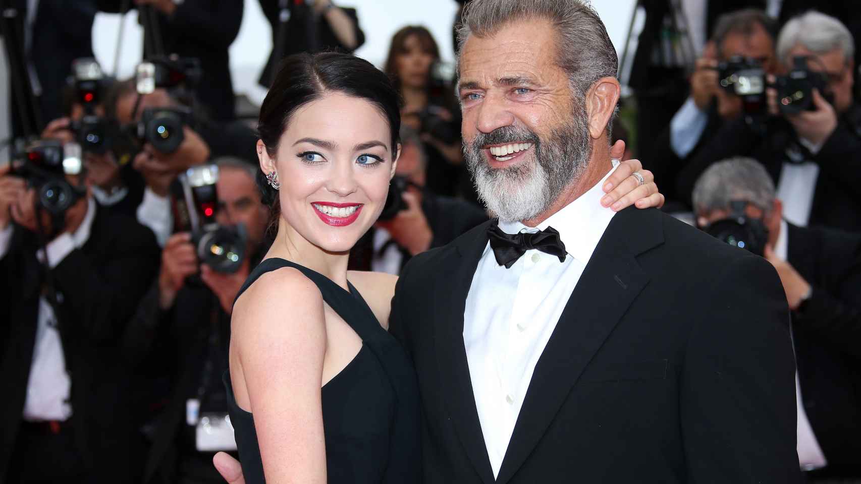 Mel Gibson y su pareja actual, Rosalind Ross.