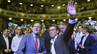 Rajoy y Feijóo en el teatro García Barbón de Vigo
