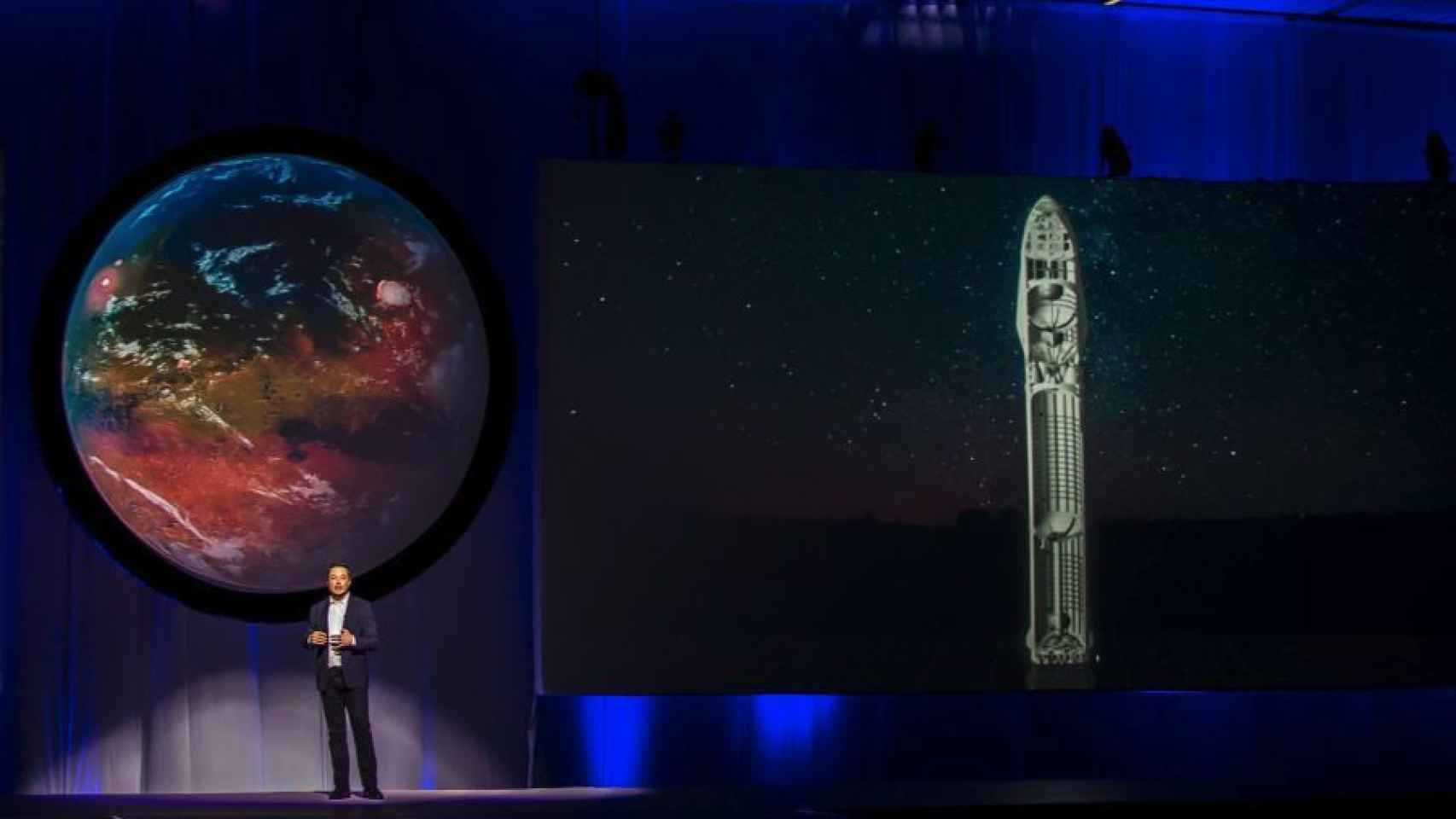 Elon Musk durante la presentación de su misión interplanetaria.