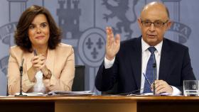 Santamaría y Montoro tras el Consejo de Ministros de este viernes