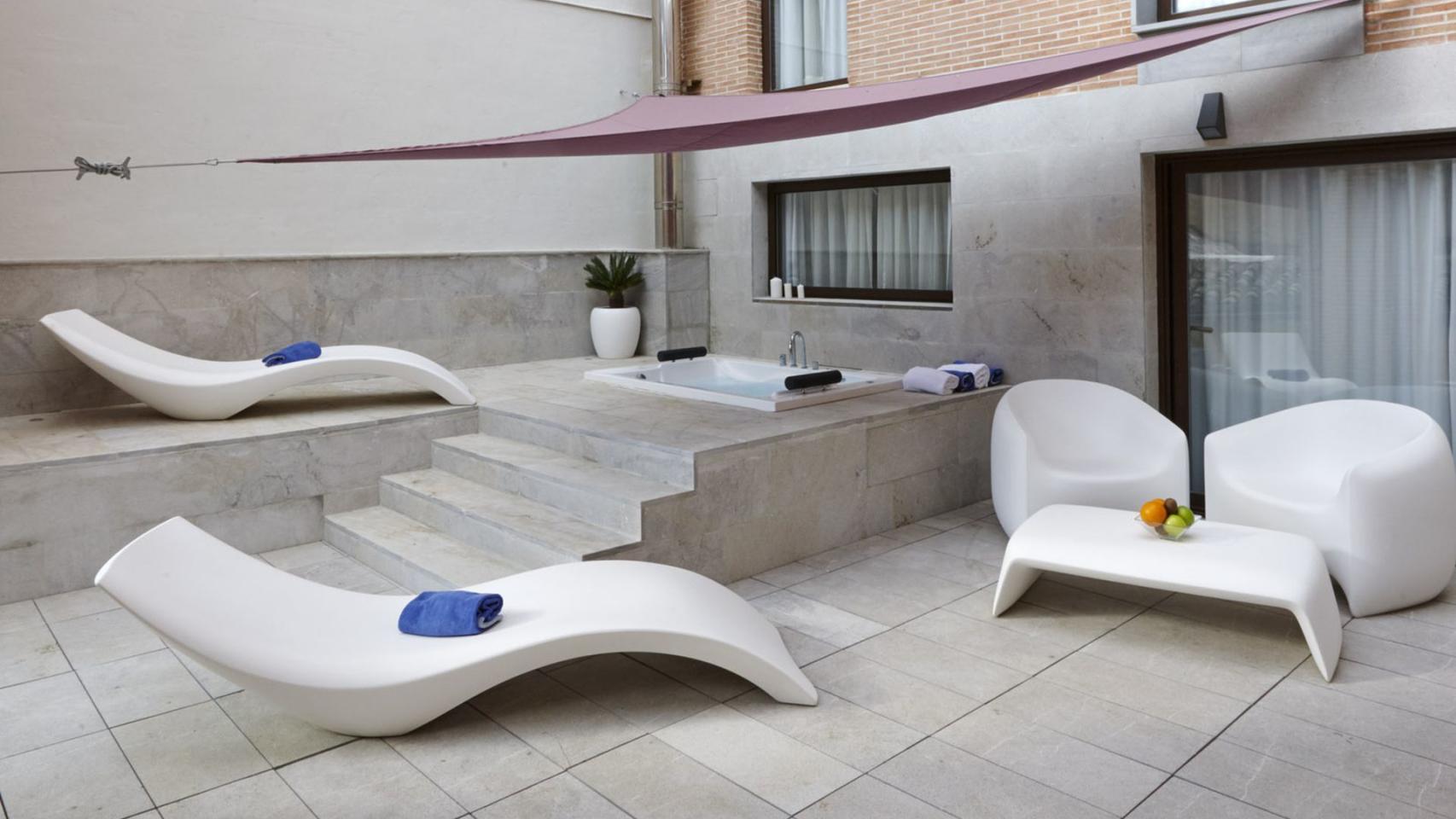 No Molesten Por Favor Habitacion Con Piscina Privada