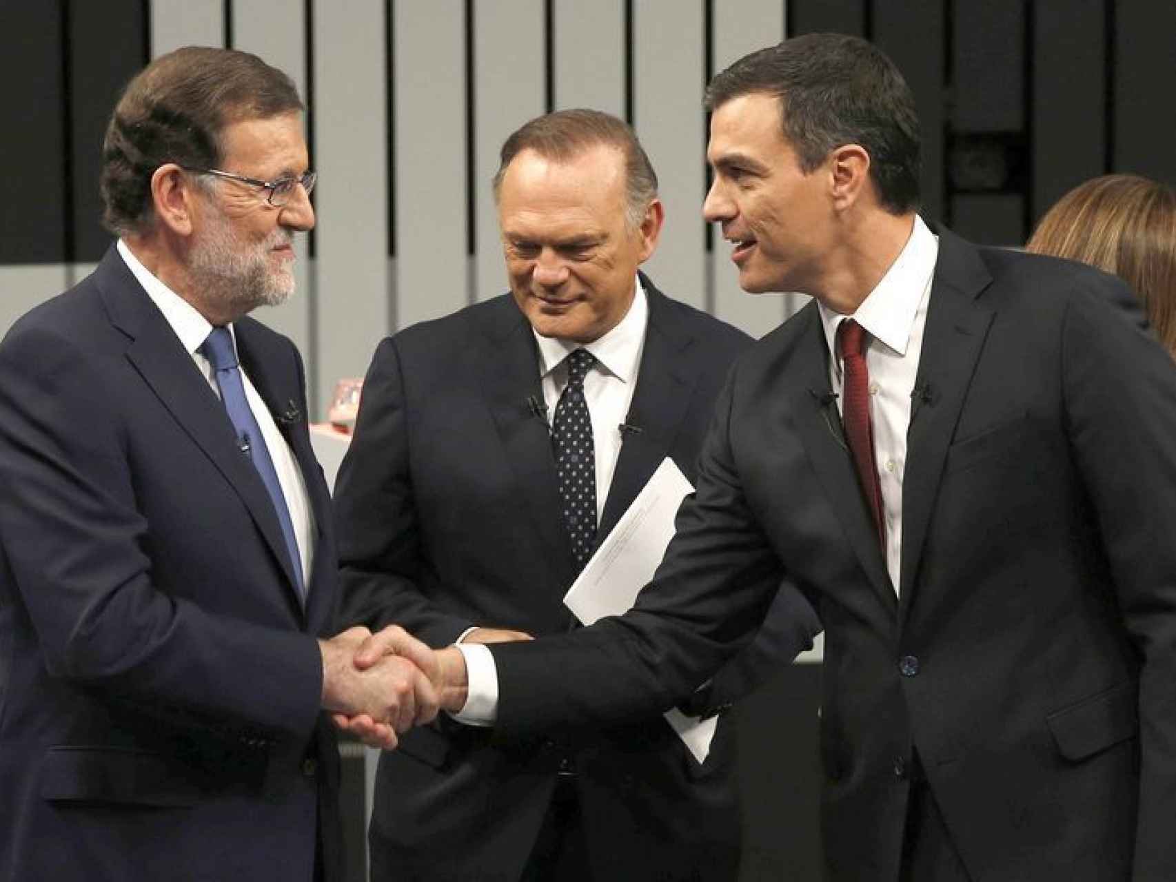 Mariano Rajoy y Pedro Sánchez en el debate a cuatro.