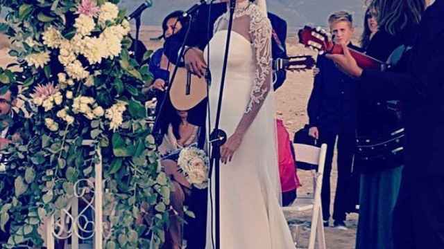 La gaditana cantando en su boda