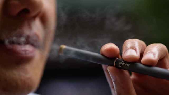 Las tabaqueras financiaron estudios sobre cigarrillos electrónicos