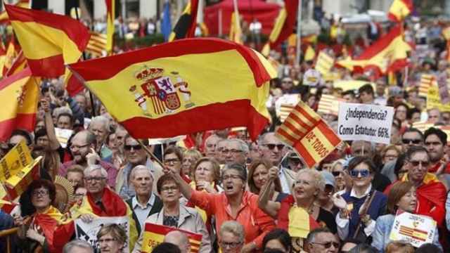 Concentración en favor de la unidad de España celebrada en la plaza Catalunya el 12-O.