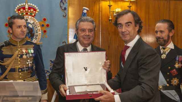 Un momento de la entrega del premio Conde de Campomanes a Villar Mir durante la pasada edición.