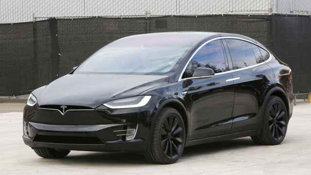 Tesla elimina la versión de acceso del Model X apenas tres meses después de su lanzamiento