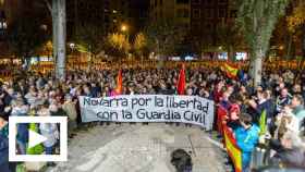 Concentración en Pamplona en solidaridad con la Guardia Civil.