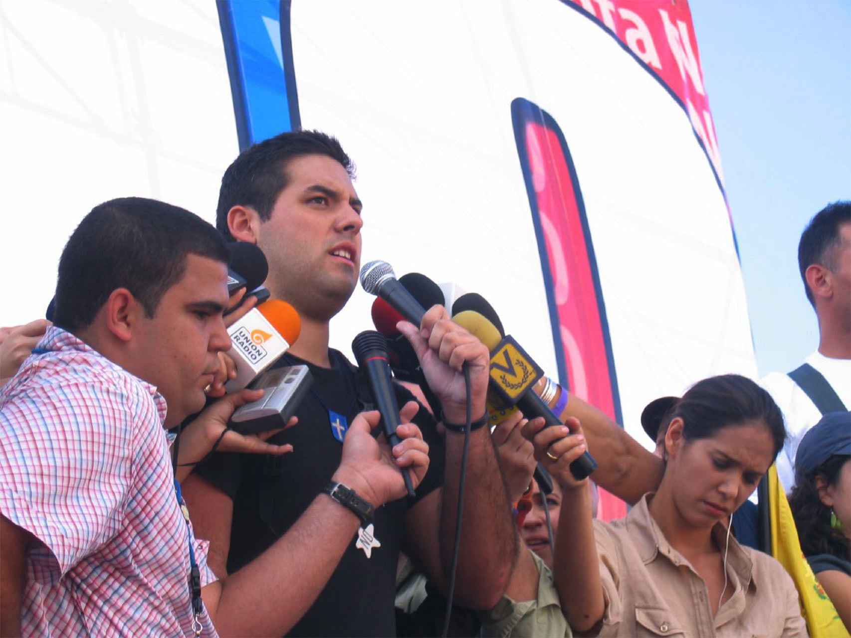 Yon Goicoechea en el cierre de la campaña del no a la reforma constitucional de 2007.