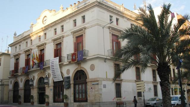 Fachada del Ayuntamiento de Sagunto.