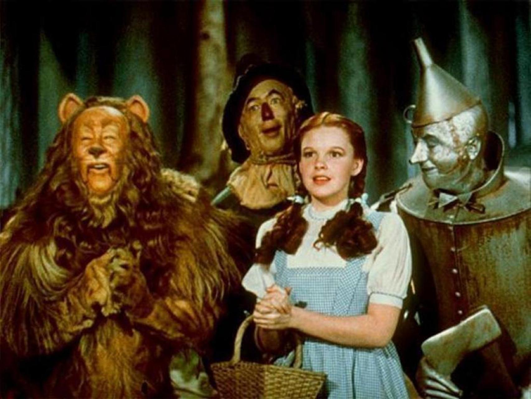 El vestido de Dorothy en 'El Mago de Oz' sale a subasta