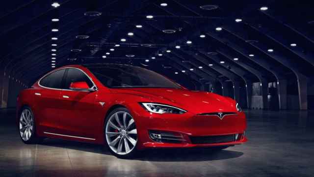 Tesla es el lider de ventas en berlinas de lujo en EEUU