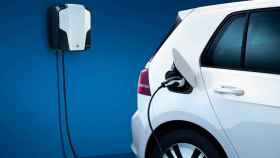 Del móvil a los coches eléctricos: el futuro avanza con baterías