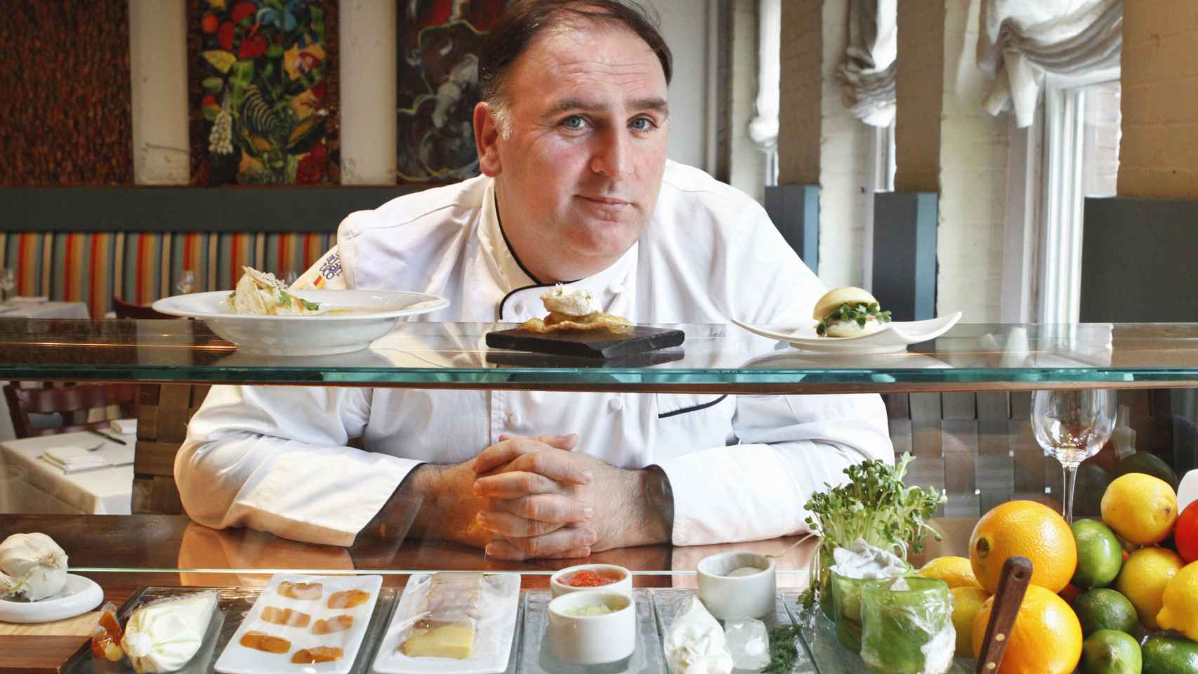 El chef José Andrés en su restaurante Minibar en Washington