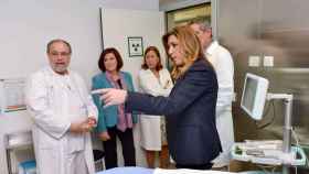 La expresidenta andaluza Susana Díaz durante una visita al hospital hispalense de Valme.