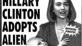 ¿Adoptó Hillary Clinton a un bebé alienígena?