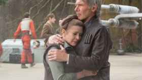 Harrison Ford y Carrie Fisher en Star Wars, el despertar de la fuerza.