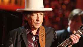 Bob Dylan en actuación, en California, en 2009.