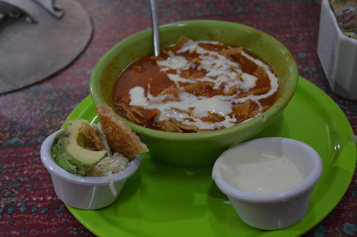 sopa-de-tortilla