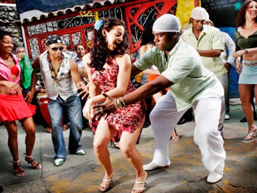 Un grupo de rumba cubana.