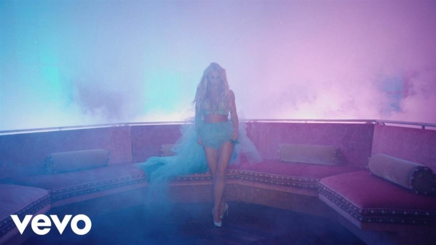 Britney Spears Slumber Party Ft Tinashe