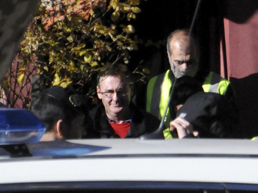 Daniel Fernández Aceña, en el registro efectuado en una vivienda de Valsaín (Segovia).