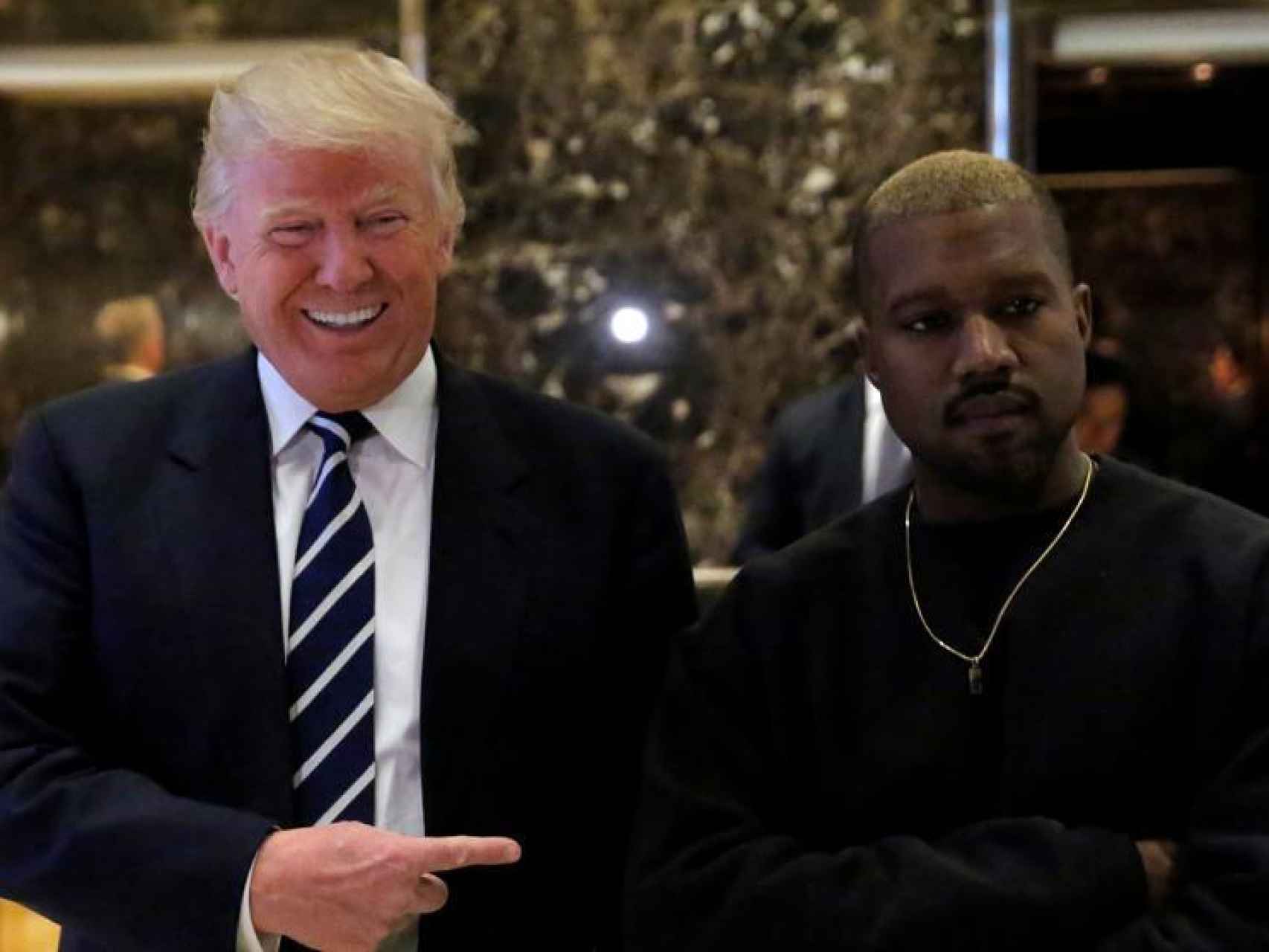 Donald Trump y su nuevo amigo negro, Kanye West.