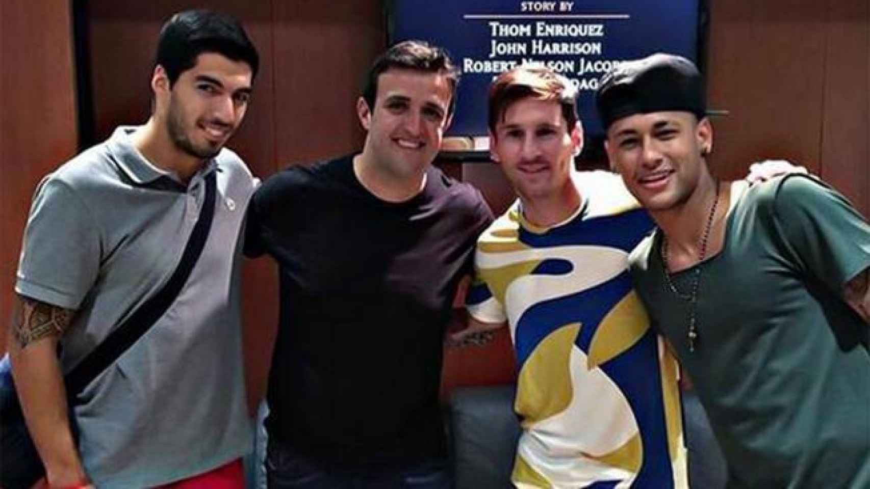 Suárez, Messi, un amigo y Neymar, en una fiesta el año pasado
