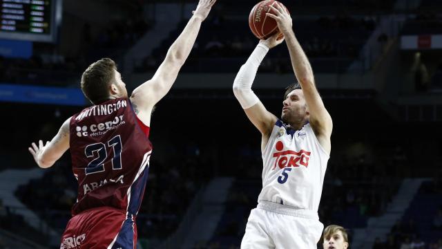 Rudy Fernández lanza durante el Real Madrid-Obradoiro.