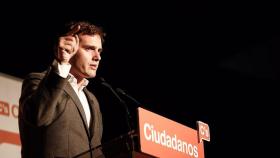 Albert Rivera, en un acto con militantes en Valencia.