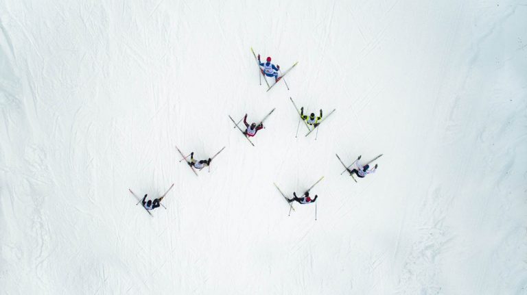 ski-race-adzhigardak-asha-russia-by-maksim-tarasov-768x431